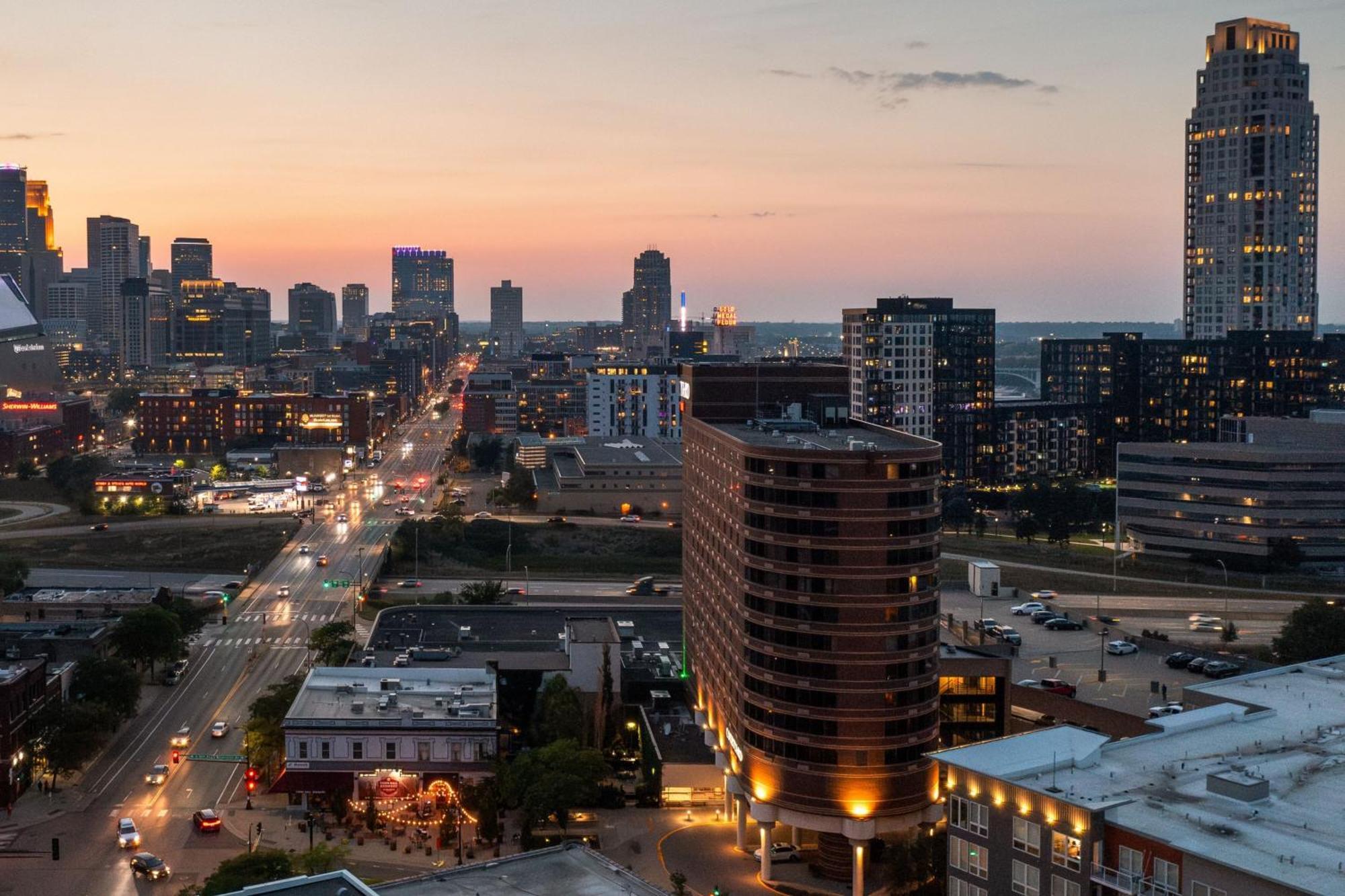 Courtyard By Marriott Minneapolis Downtown Eksteriør bilde