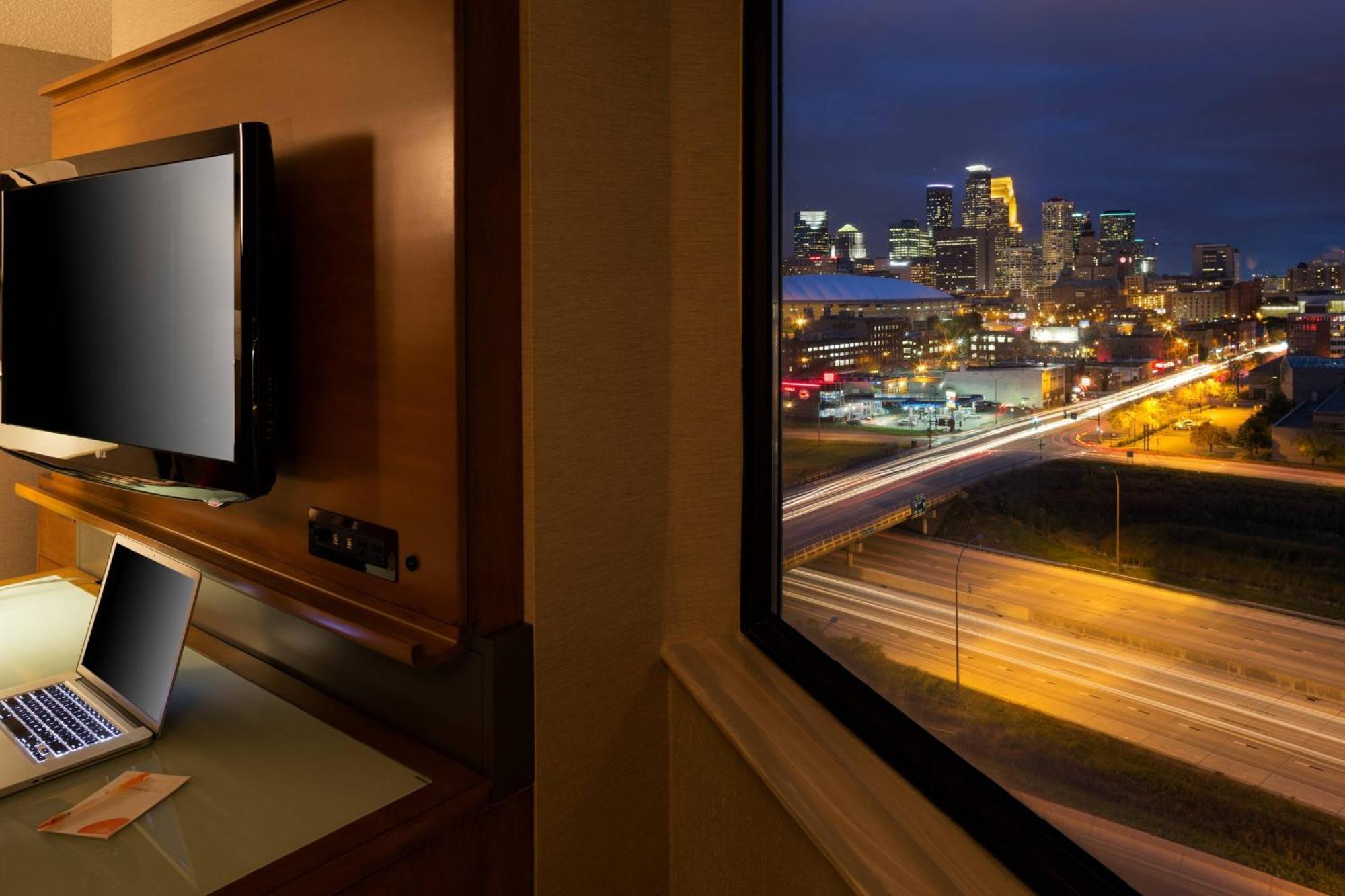 Courtyard By Marriott Minneapolis Downtown Eksteriør bilde